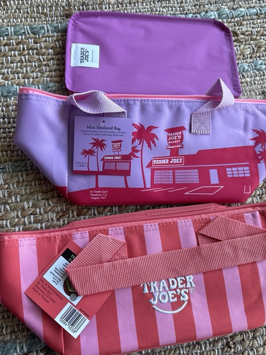 Trader Joe’s Handbags - Trader Joe’s Pink Mini Insulated Lunch Bag Bundle Summer Coquette Cooler NWT